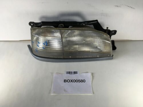1991 HYUNDAI EXCEL FRONT PASSENGER SIDE HEADLIGHT LAMP HALOGEN W/ BRACKET OEM+