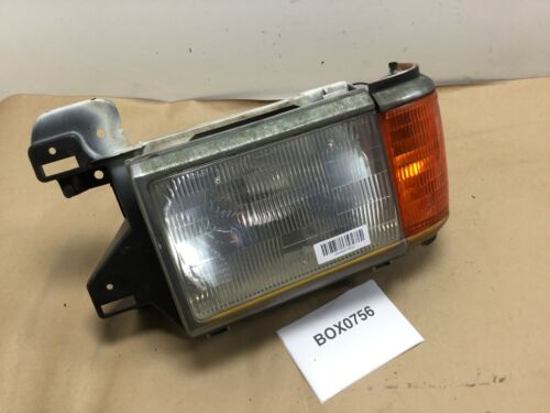 1987 FORD PİCKUP FRONT RIGHT PASSANGER SIDE HALOGEN HEADLIGHT HEAD LAMB OEM
