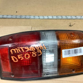 1989 MITSUBISHI D50 MIGHTY DRIVER SIDE TAIL LIGHT BRAKE STOP LIGHT LAMP OEM+