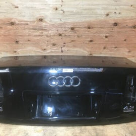 2006 AUDI A8 QUATTRO 4.2L REAR TRUNK LID TAILGATE TAIL LIGHT COVER PANEL OEM+