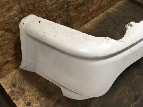 2011 2014 DODGE GRAND CARAVAN 3.6L V6 REAR CENTER LOWER BUMPER COVER WHITE OEM+